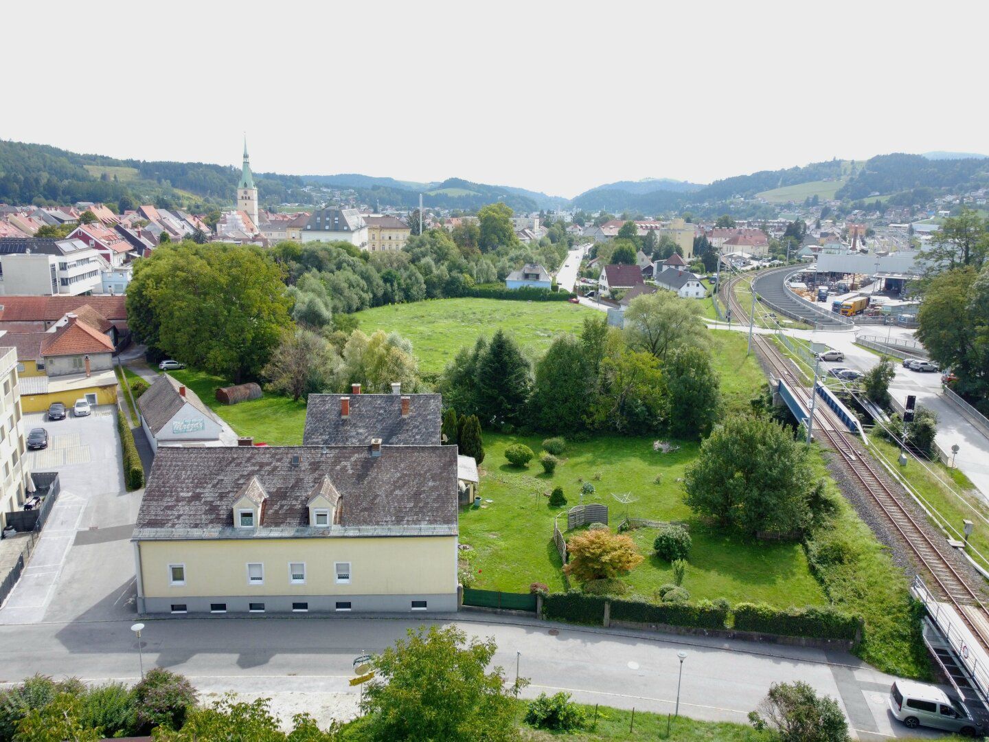Sonniges Grundstück mit 2,0 Bebauungsdichte im Zentrum von Voitsberg! Kerngebiet! - Ansicht 2