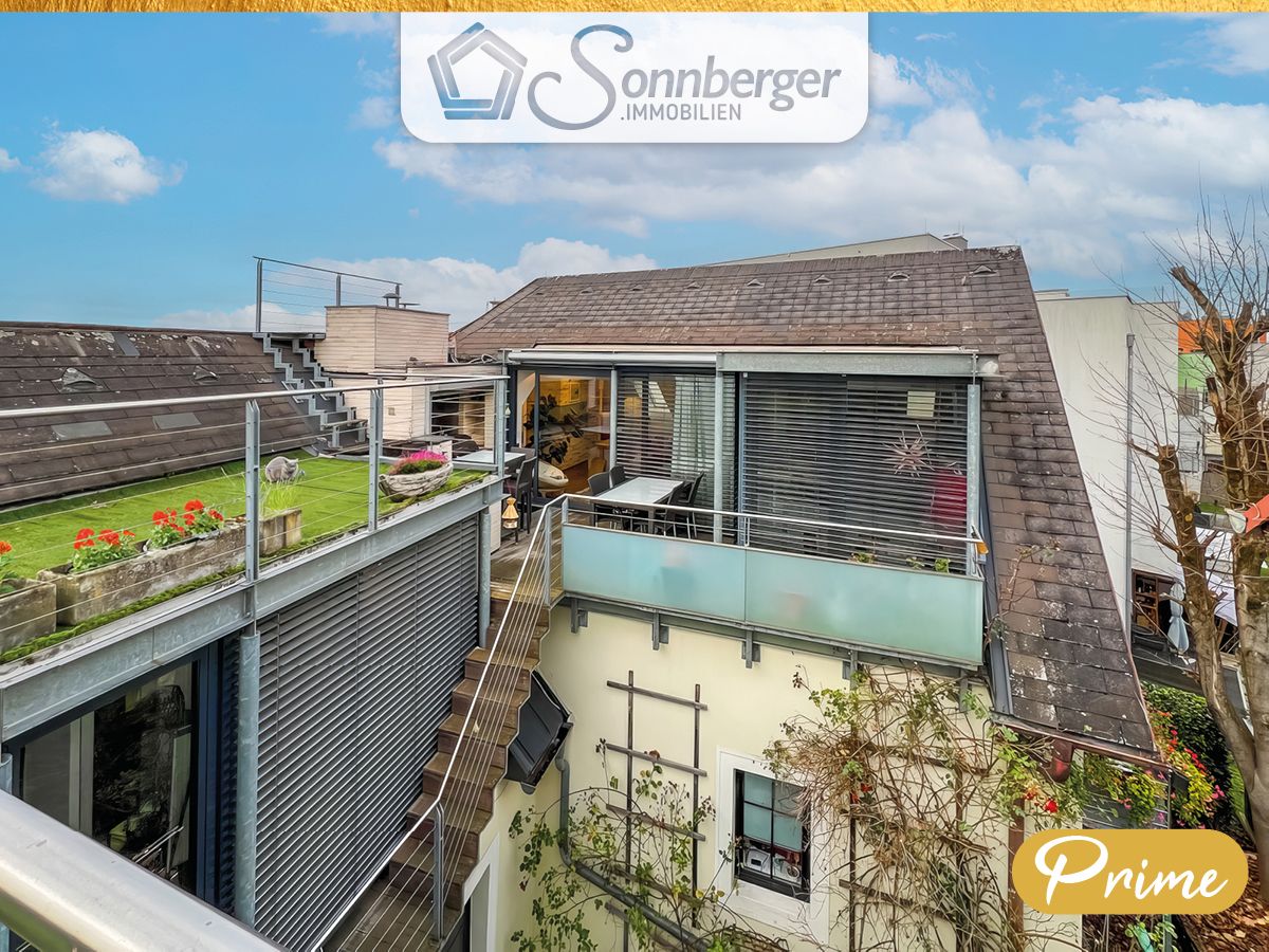 HISTORISCHES ATRIUM - Penthouse mit Dachterrasse und Schlossblick in Ebelsberg