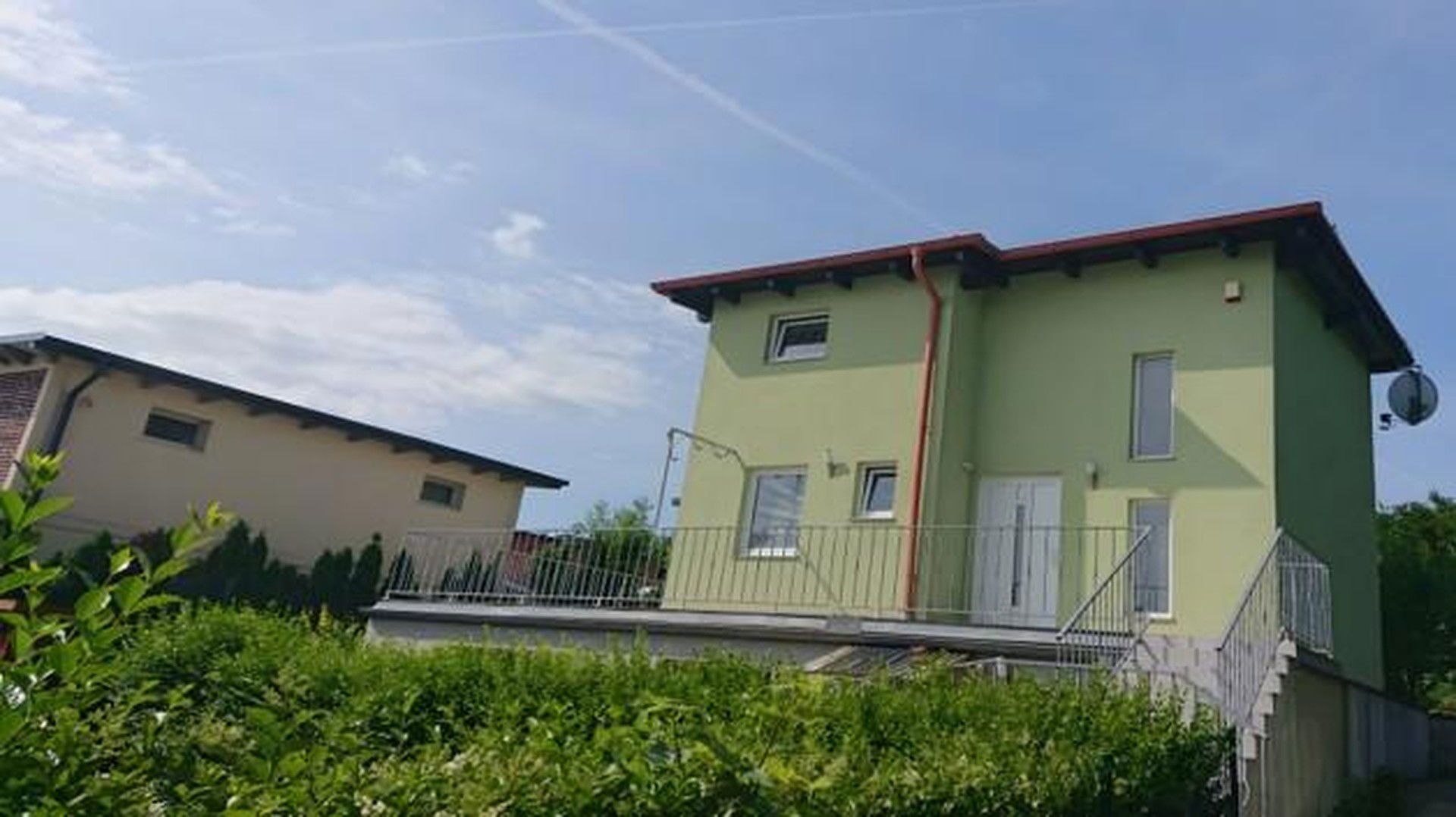 Ein-/Zweifamilienhaus mit Einliegerwohnung | Work & Living | Garten | Pool