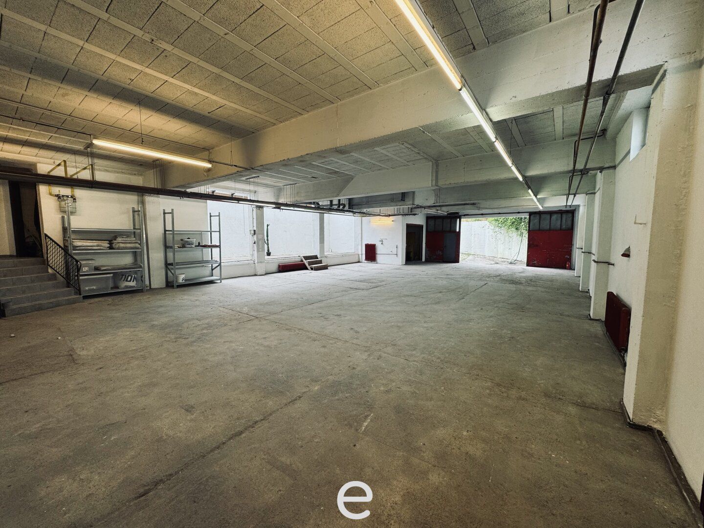 Lagerfläche Wels Neustadt mit rd. 249,00m² und rd. 35,00m² zu vermieten - Ansicht 2