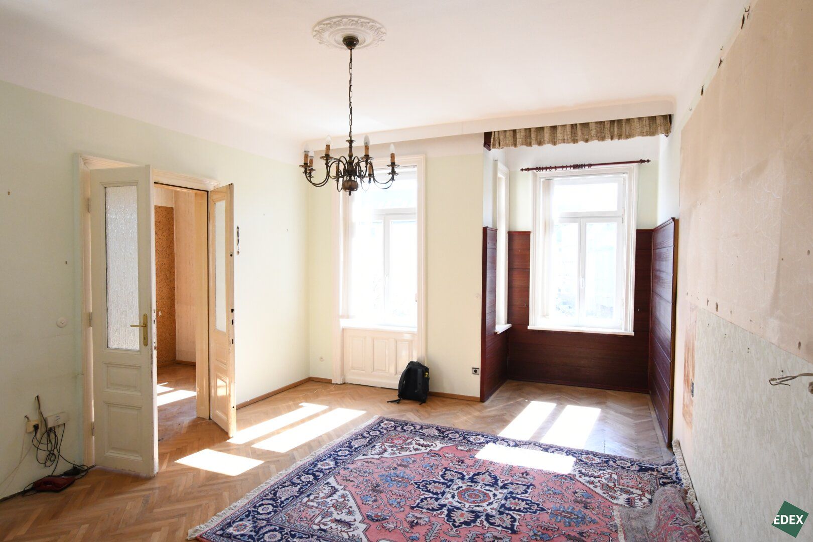 Sanierungsbedürftige 3,5-Zimmer-Wohnung auf der Hernalser Hauptstraße