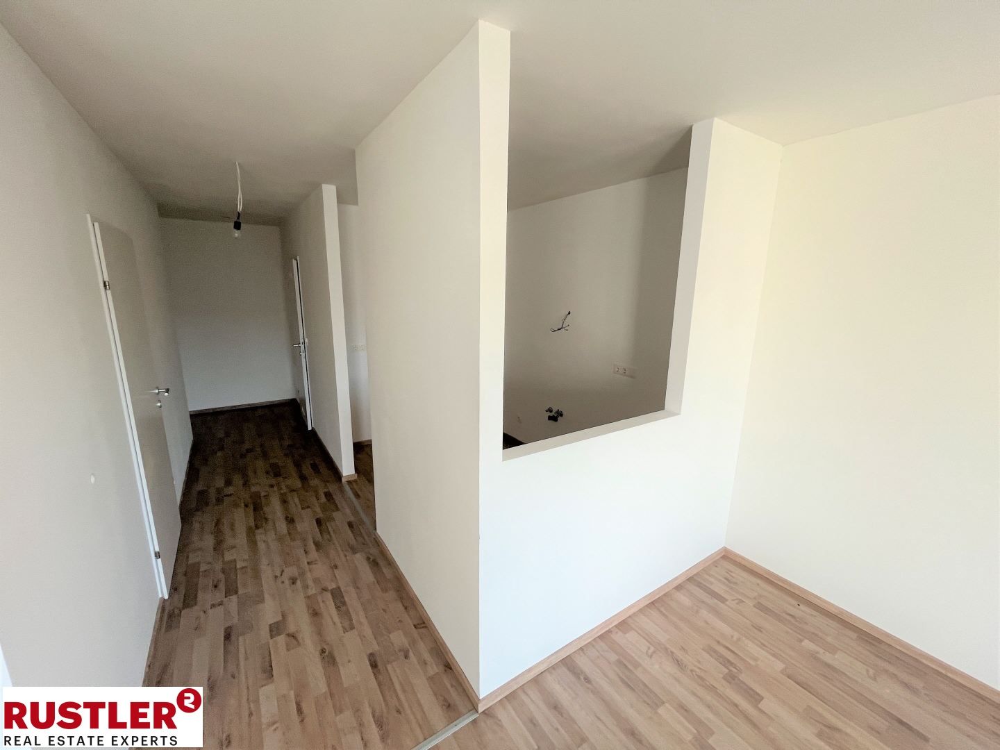 Bis zu 3 Monate MIETFREI! - Sonnige 2-Zimmerwohnung mit Balkon