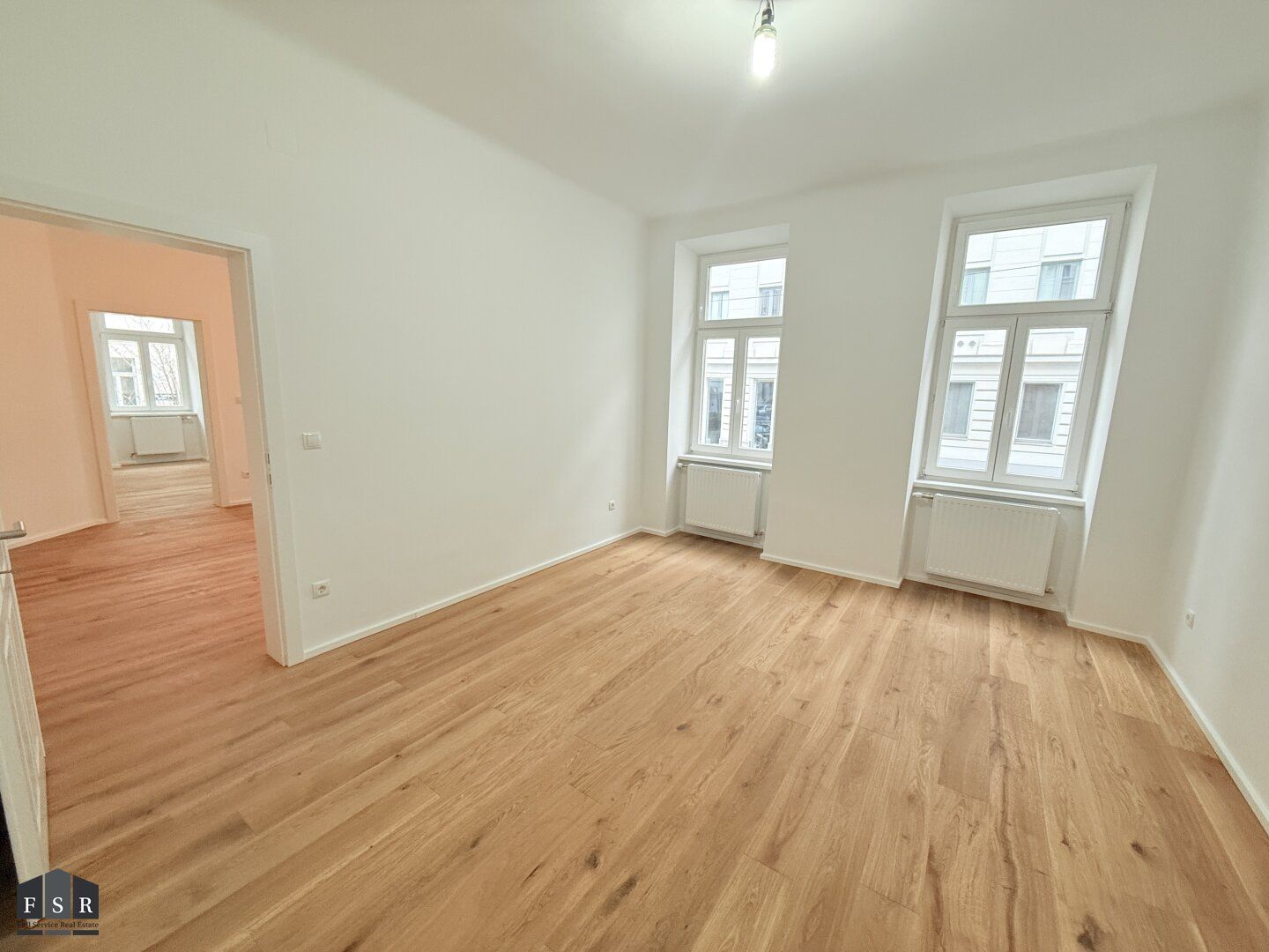 Sanierte, helle 3-Zimmer-Wohnung mit wunderschönem Eckzimmer nähe Siebenbrunnenplatz - perfekter Grundriss - Ansicht 4