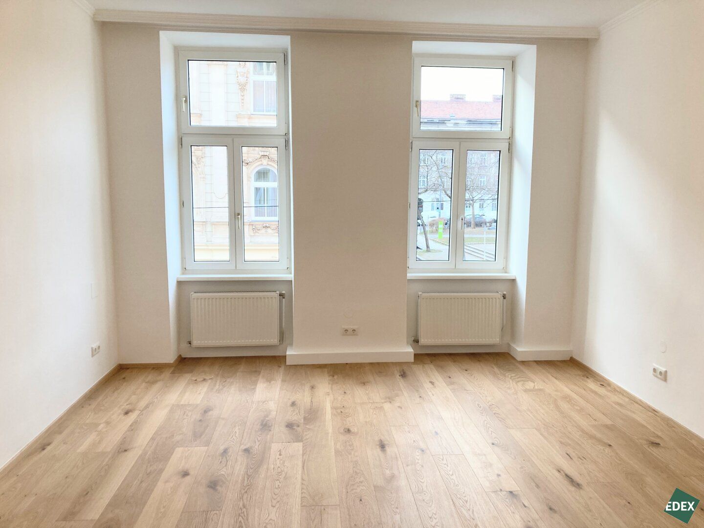 Beautiful 2-Room-Apartment with separate Kitchen