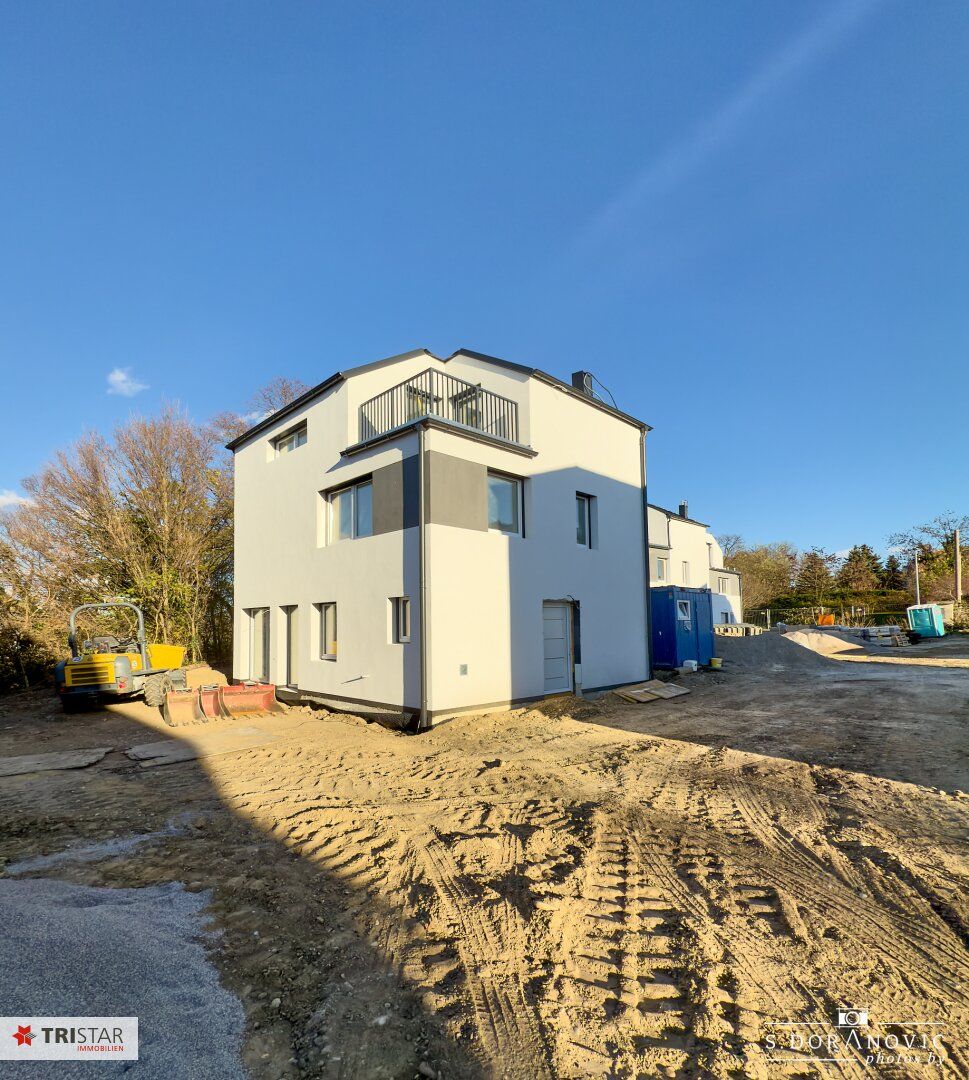 NEU! ++ KEIN BAURECHT, KEINE PACHT ++ ZIEGELMASSIV ++ BEZUGSFERTIG ++ 12 REIHENHÄUSER & 2 EINZELHÄUSER ++ 2 PKW-STELLPLÄTZE PRO HAUS ++ GARTEN & TERRASSE ++ SCHLÜSSELFERTIG ++ FISCHAMEND ++