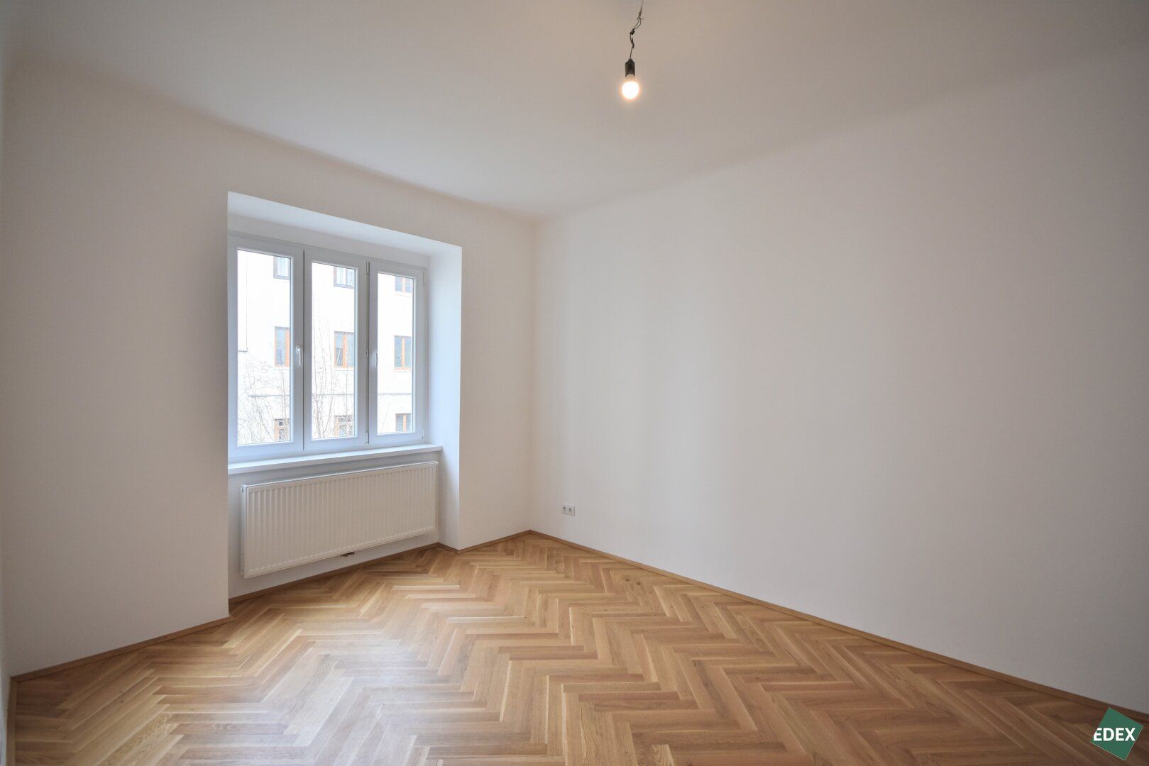 Erstbezug nach Sanierung: 3-Zimmer-Altbau in ruhiger Hoflage