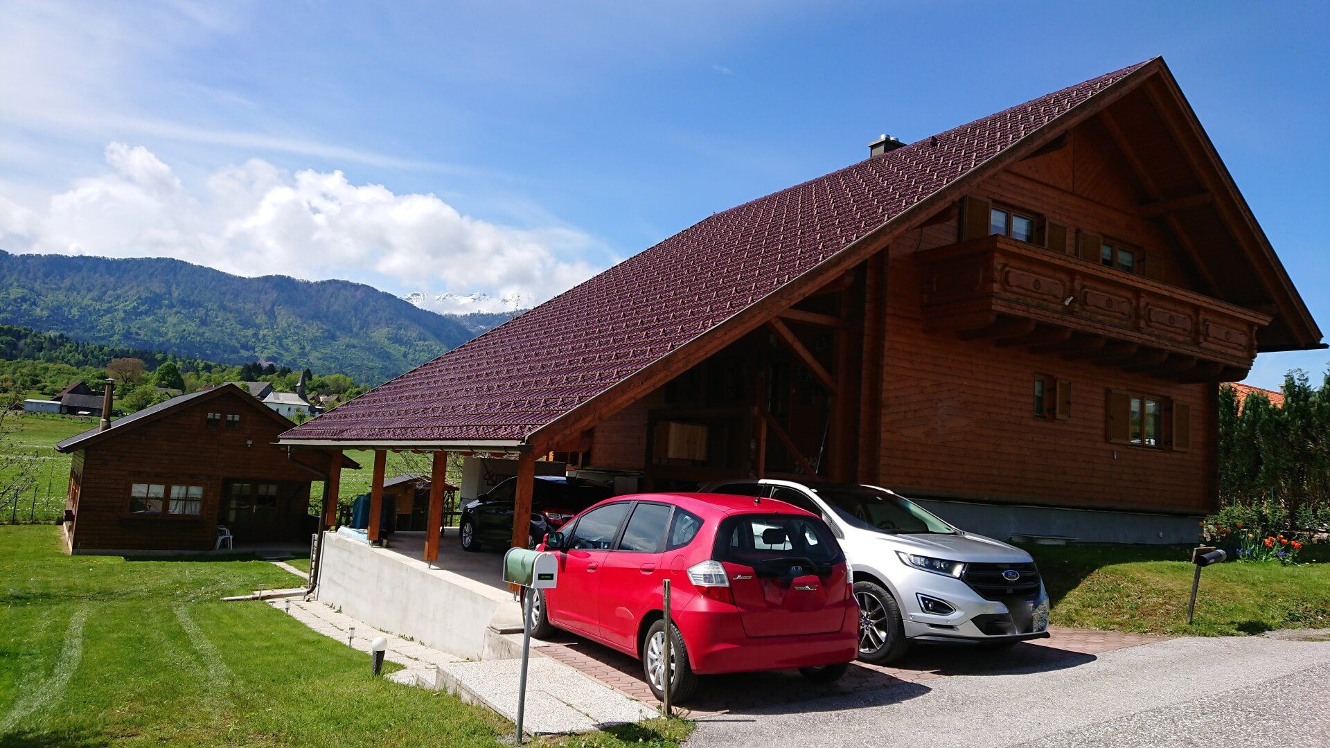 NEUER PREIS! Vielseitiges Wohnvergnügen: Modernes Mehrfamilienhaus in Rosegg, Kärnten!