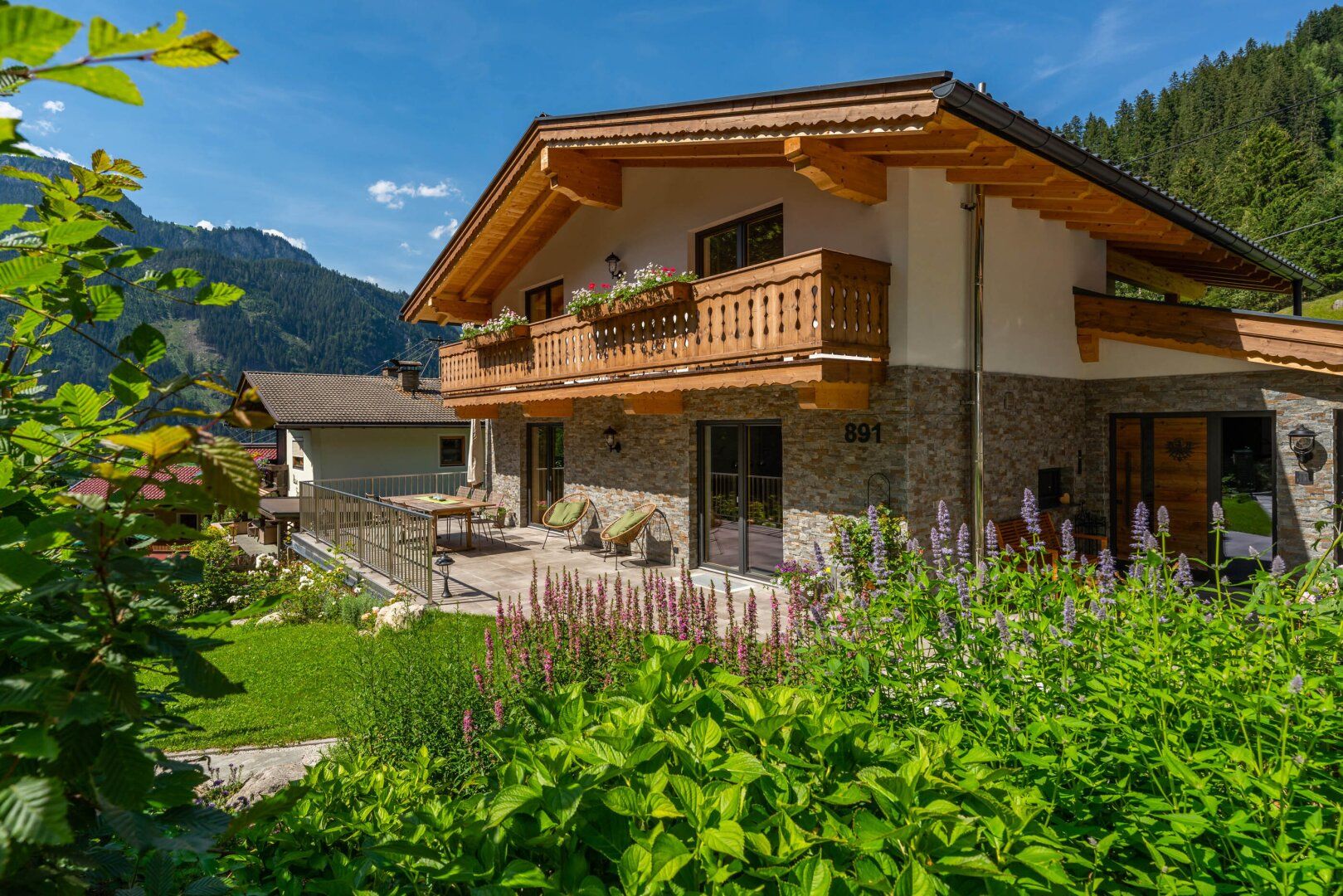 Traumhaft schönes Luxuschalet mit separatem Studio