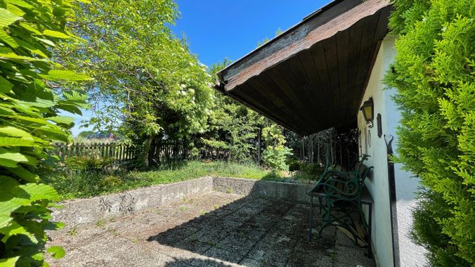 GARTEN - Terrasse vom Nebengebäude