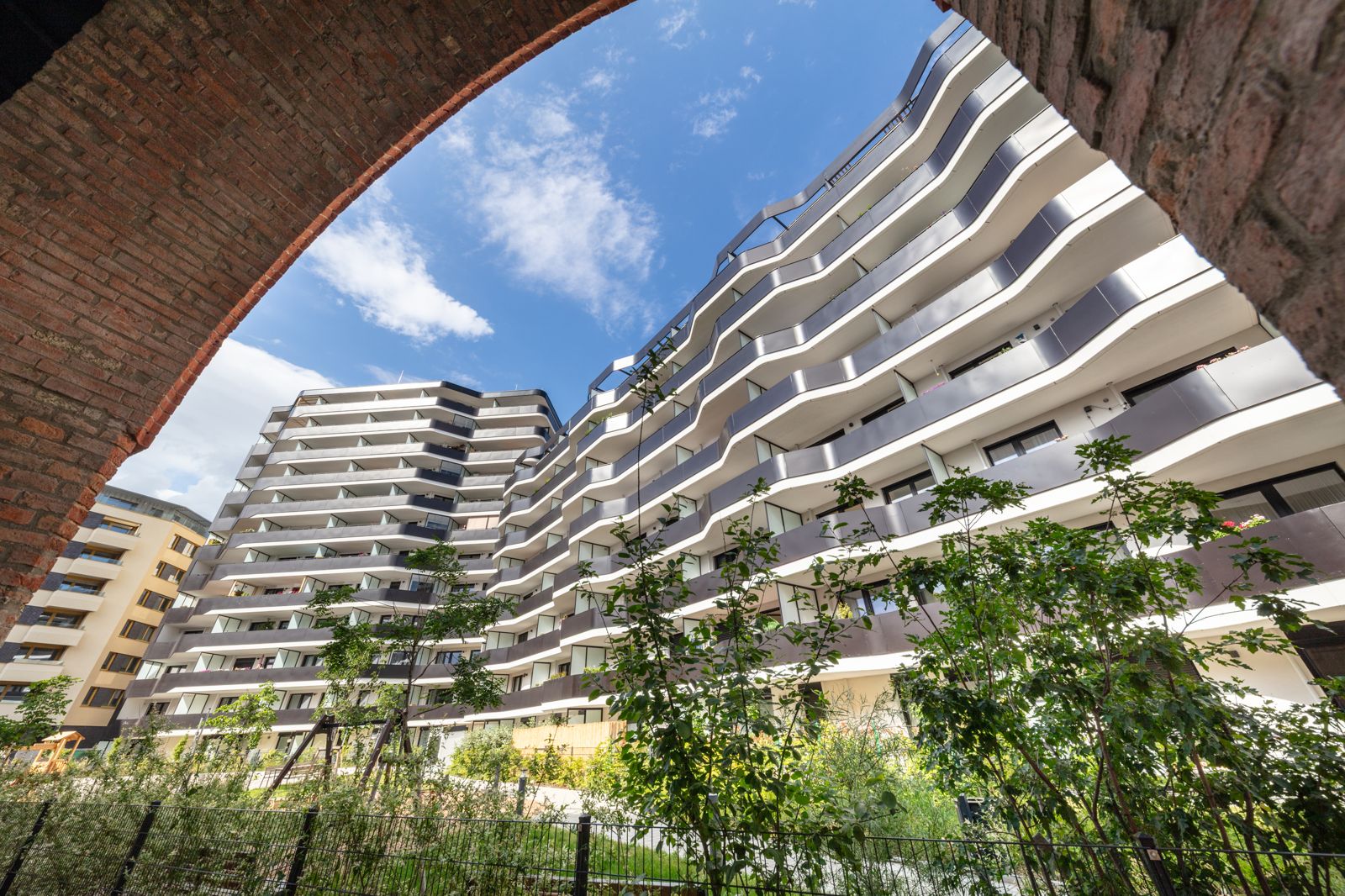 Kleine Stadtwohnung mit Balkon und perfekter Infrastruktur! mit gratis Jahreskarte Wr. Linien