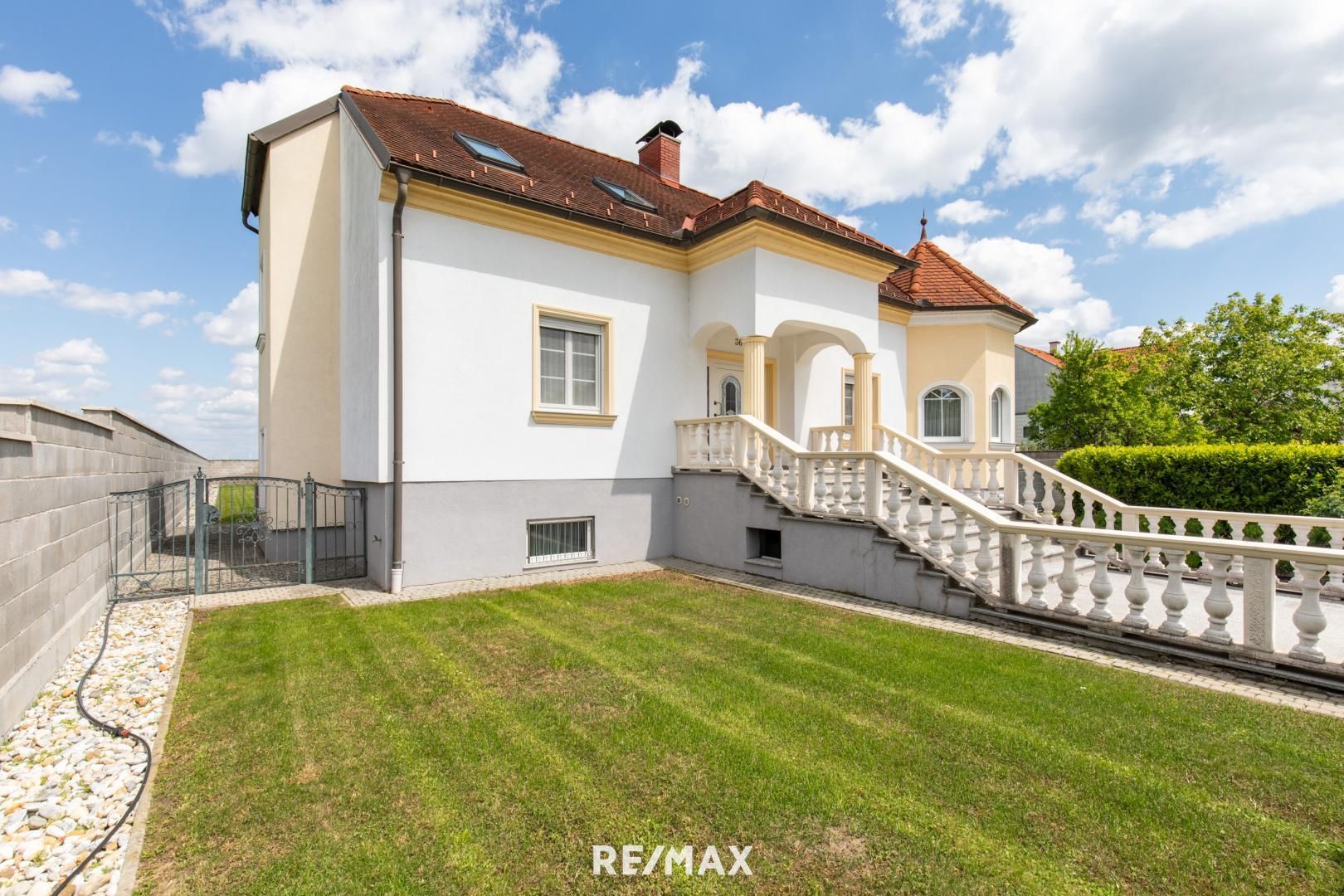 Repräsentatives Mehrfamilienhaus mit eleganter Ausstattung in Ruhelage
