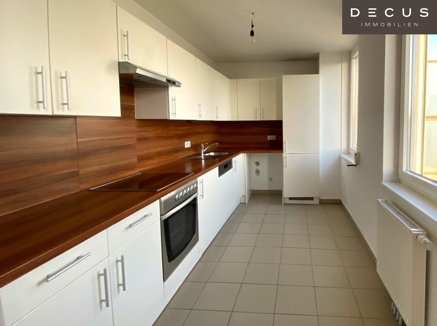 3 ZIMMER | KLIMATISIERTE DACHGESCHOSSWOHNUNG | 2 TERRASSEN | AB SOFORT VERFÜGBAR