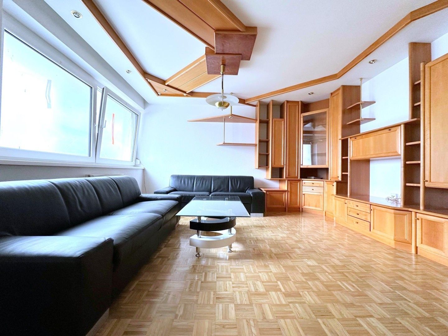 Linz/Urfahr (Harbach): Mietwohnung mit ca. 78,84 m2 Wohnfläche + Loggia und PKW-Stellplatz