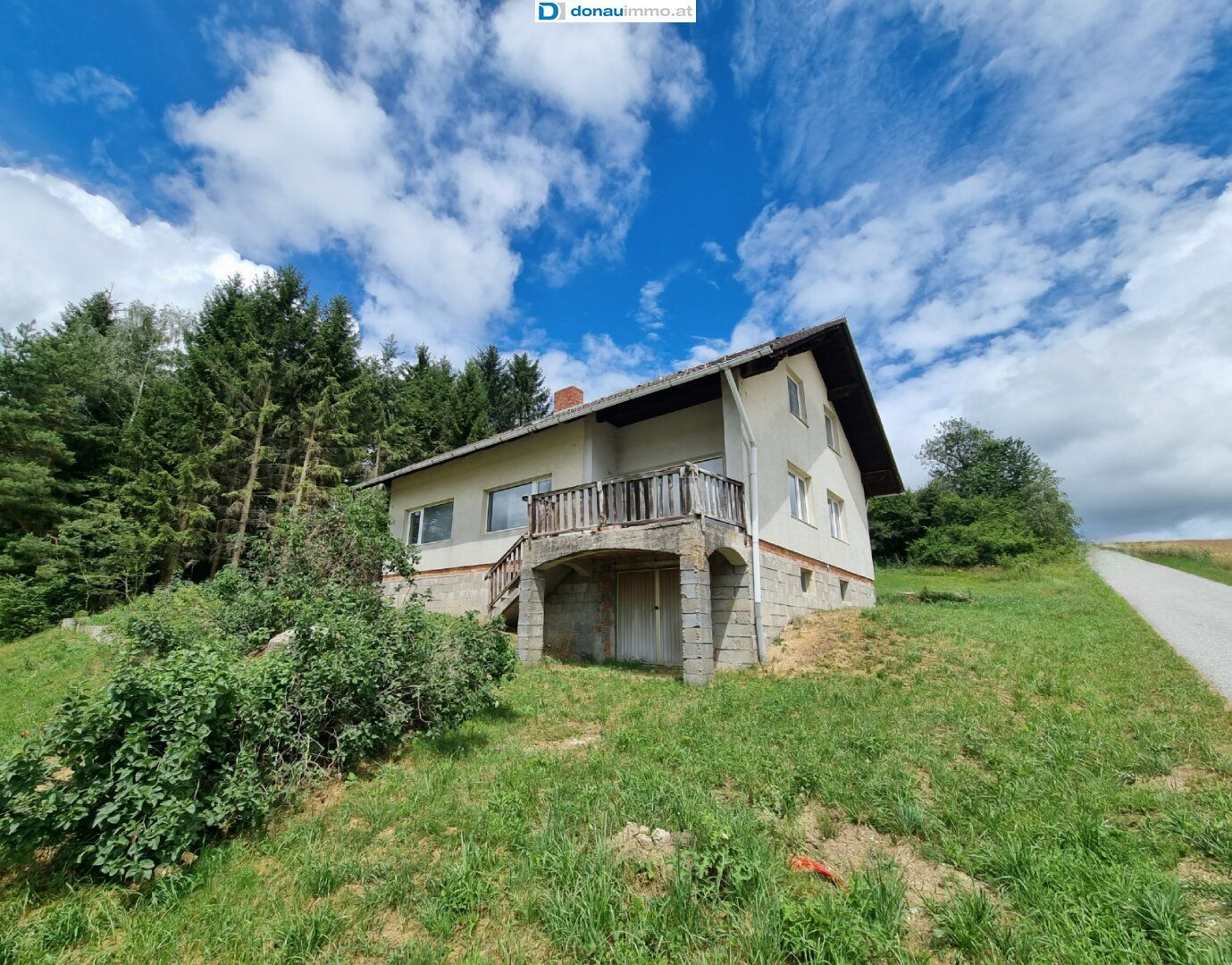 Rohdiamant! Charmantes Haus in sehr schöner Einzellage in Heinreichs