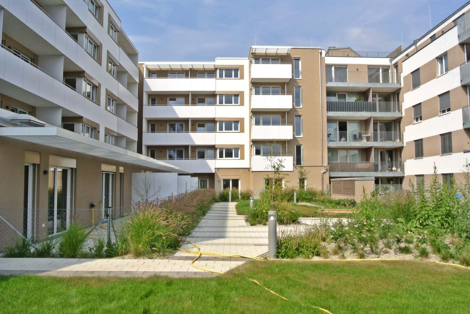 Hochwertige 4-Zimmer-Wohnung mit Balkon - im Zentrum von St. Pölten