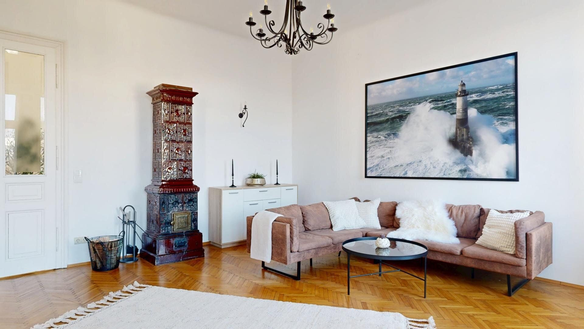 Charmante 5 Zi-Altbauwohnung mit Wiener Flair im 9. Bezirk