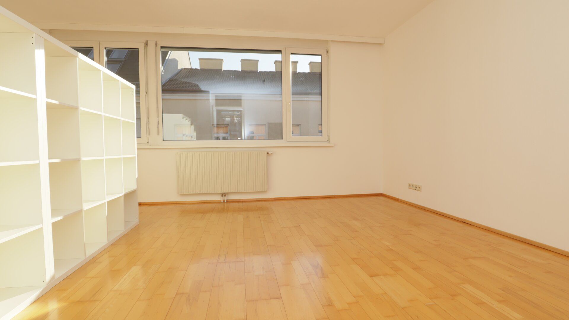 SONNIGE 2 Zimmer-Wohnung!