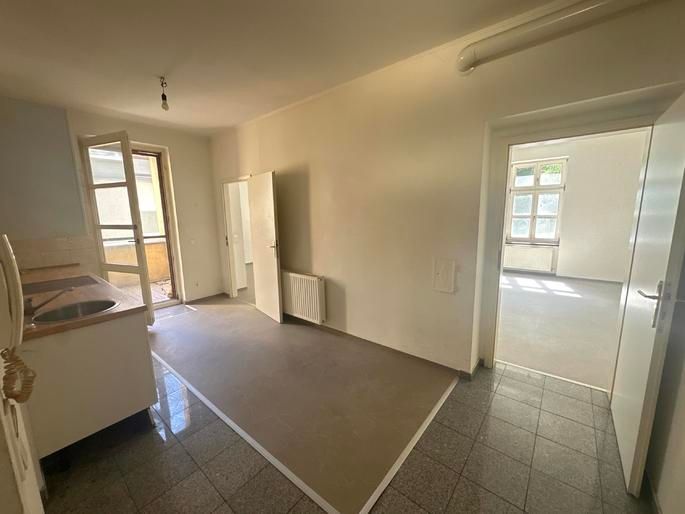 2 - Zimmer Wohnung mit Balkon in ruhiger Lage von Lanzendorf