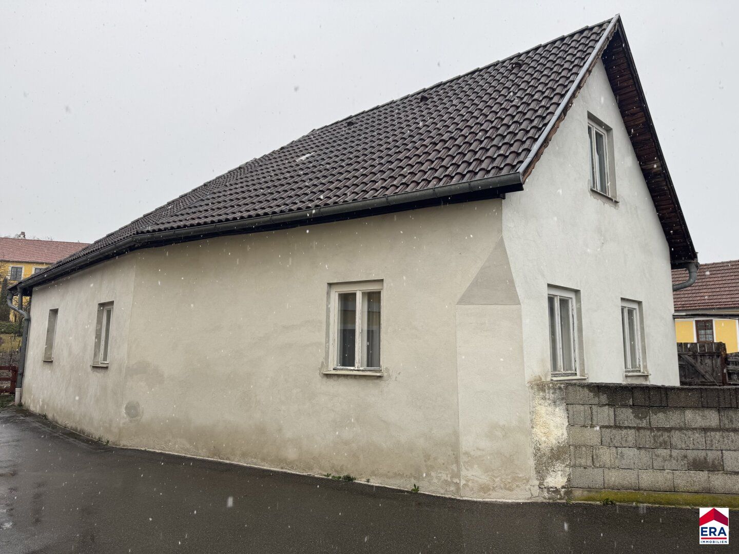 Charmantes Sanierungsprojekt: Geräumiges Haus in 3491 Wiedendorf mit 6 Zimmern!