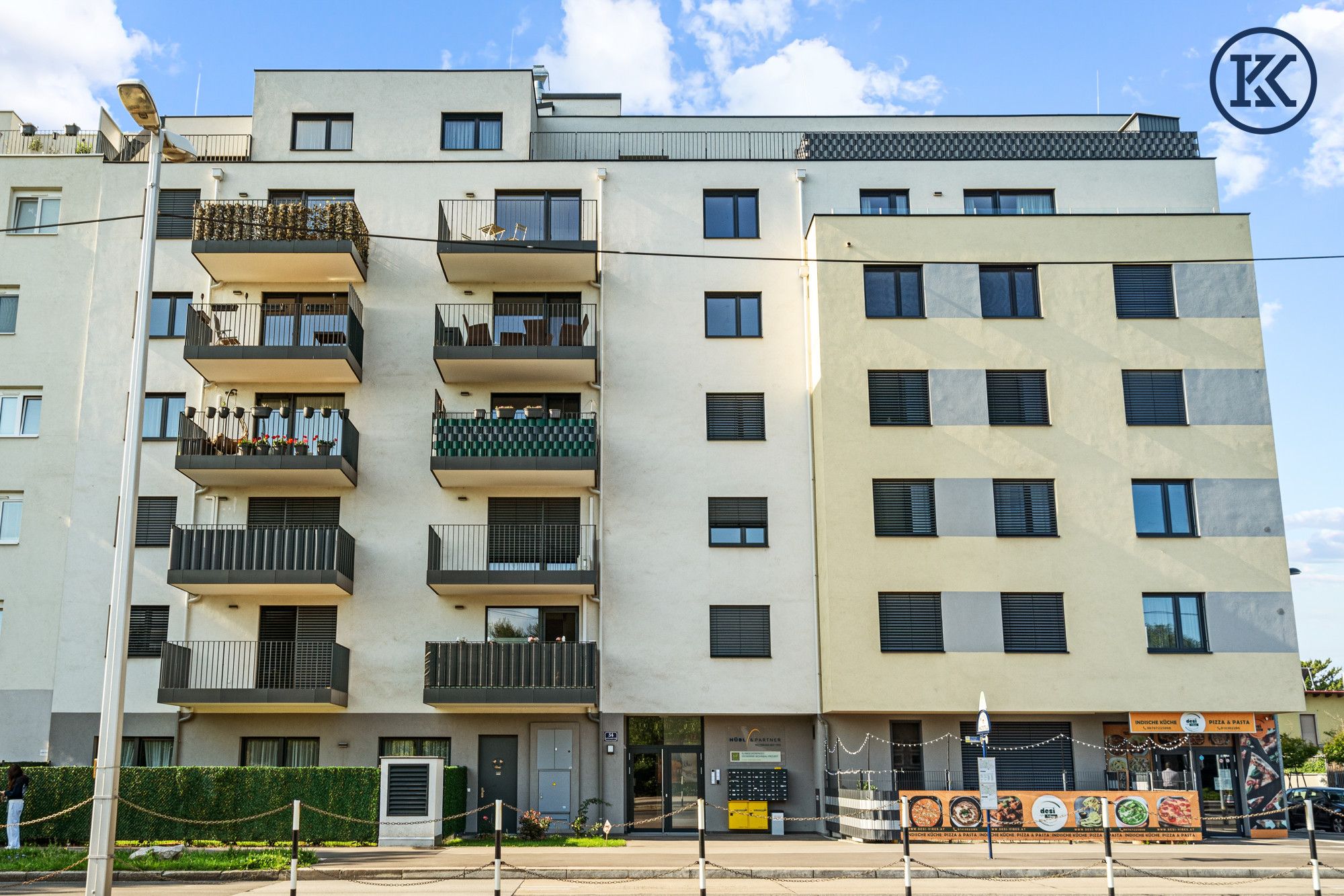OPEN HOUSE am Dienstag den 19.08.25 ab 10 Uhr für die Hofseitige 3-Zimmer-Wohnung mit 14 m² Loggia
