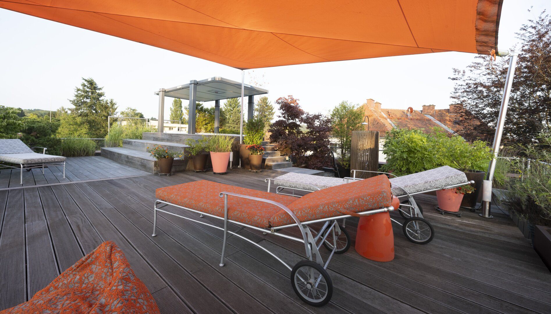 Graz-St.Peter: Exklusive Dachterrassenwohnung mit Dachgarten, Swim Spa und High-End-Ausstattung - Luxus über den Dächern von Graz!