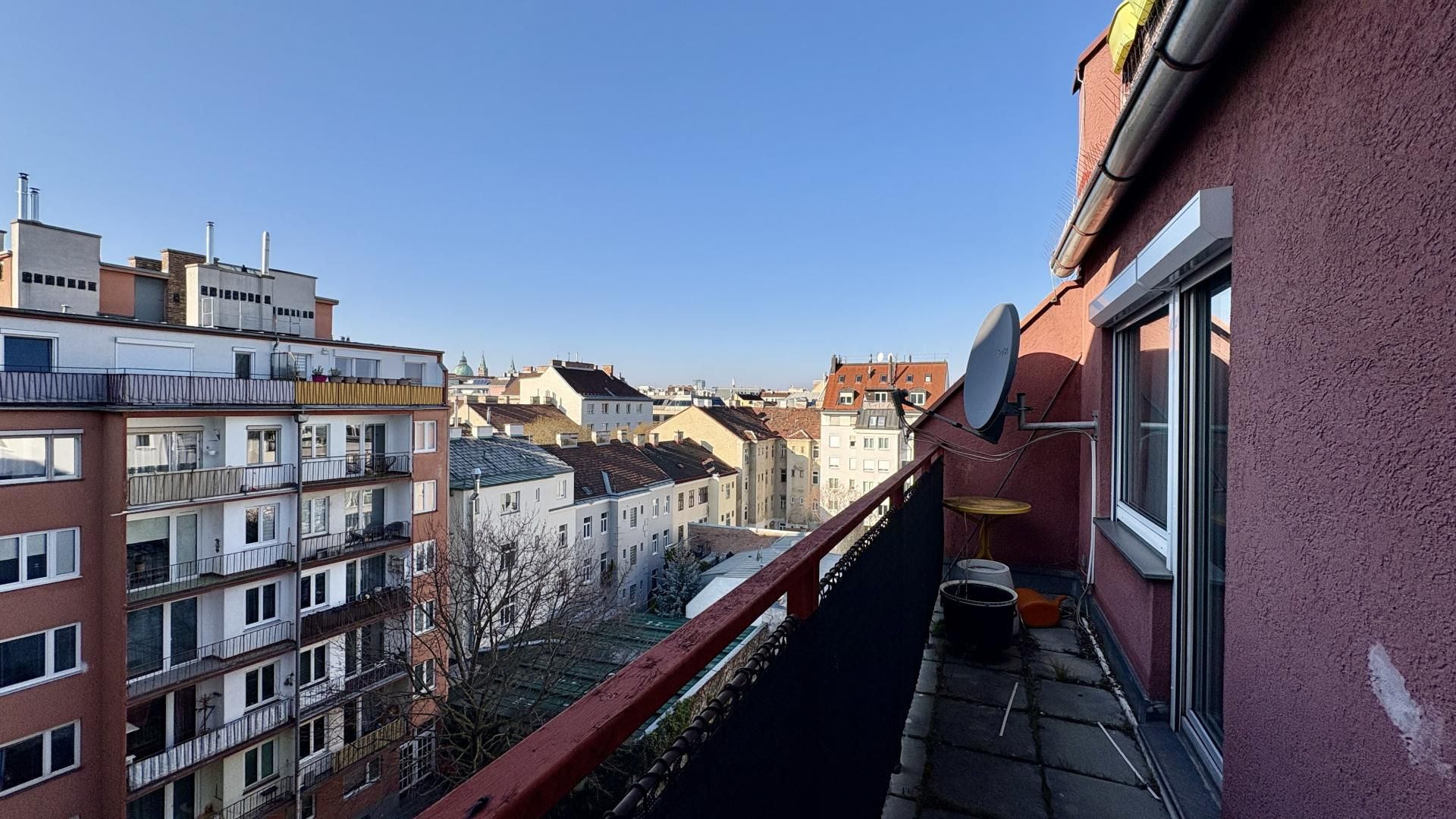Großzügige 4- Zimmer-Eigentumswohnung mit zwei Terrassen und Fernblick