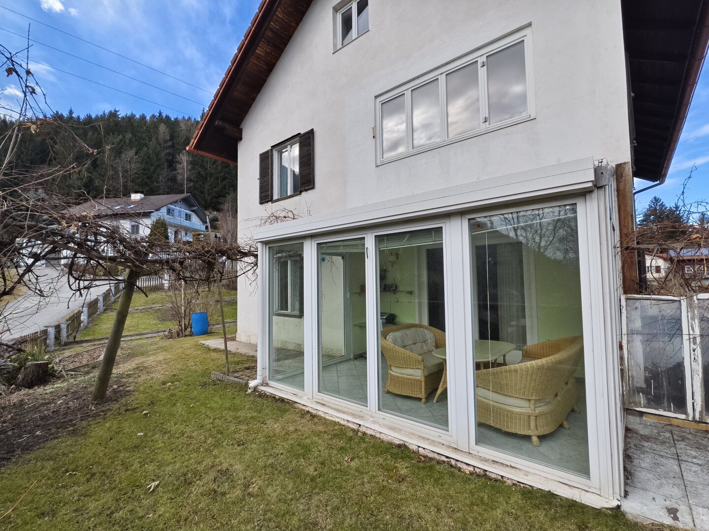 Wohnen mit Weitblick in Pernegg/Kirchdorf - Großzügiges Haus in erhöhter Aussichtslage mit Doppelgarage - View 5