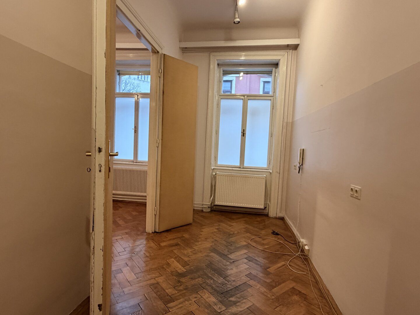 Kurzgasse - repräsentatives Altbaubüro Nähe U3/U6 Westbahnhof - Ansicht 4