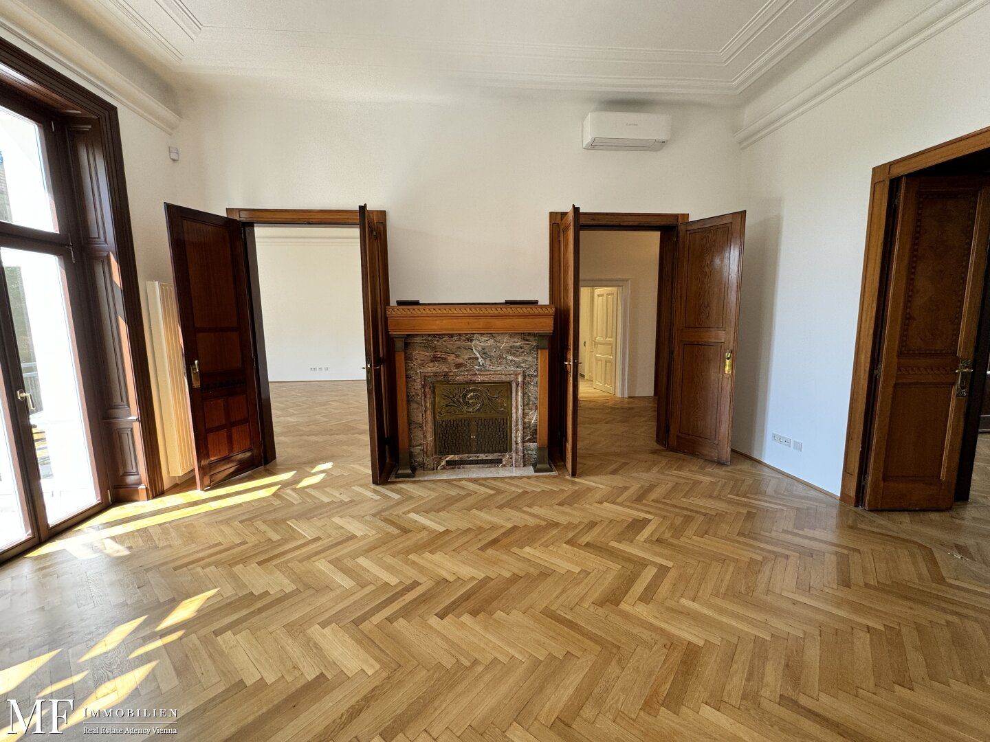 Mariahilfer Straße - Einzigartige 5 Zimmer - Terrasse - Ruhelage!