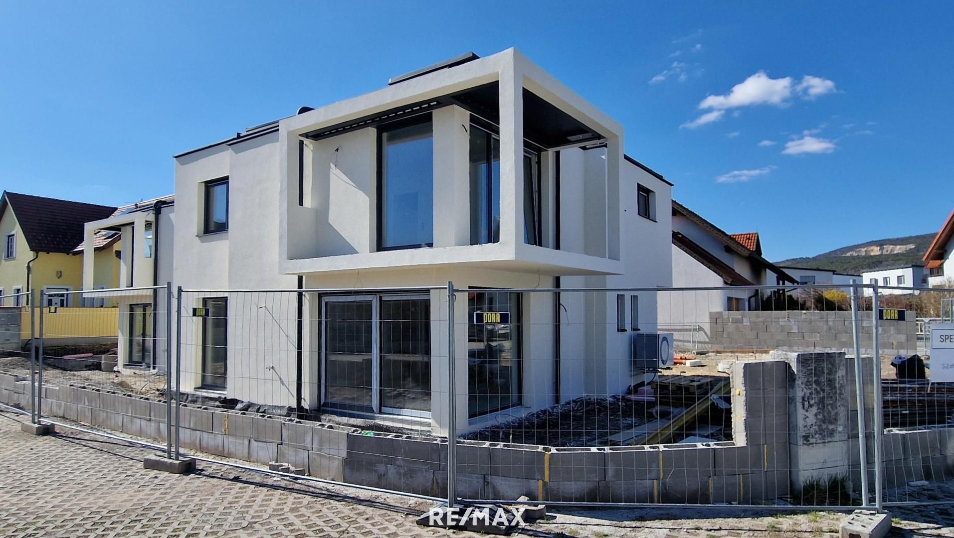 Doppelhaushälfte Neubau Top 2 - schlüsselfertig mit Dachterrasse!