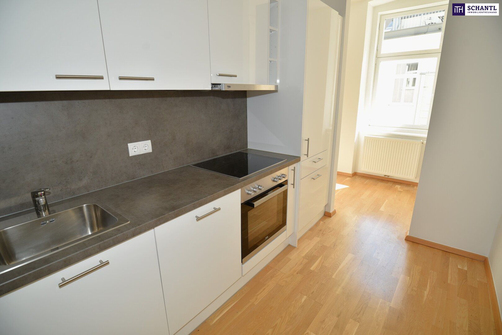 Ein Zuhause zum Ankommen: Barrierefreie 3-Zimmer-Wohnung im sanierten Altbauhaus und hervorragender Anbindung ins Zentrum *** Jetzt zugreifen***