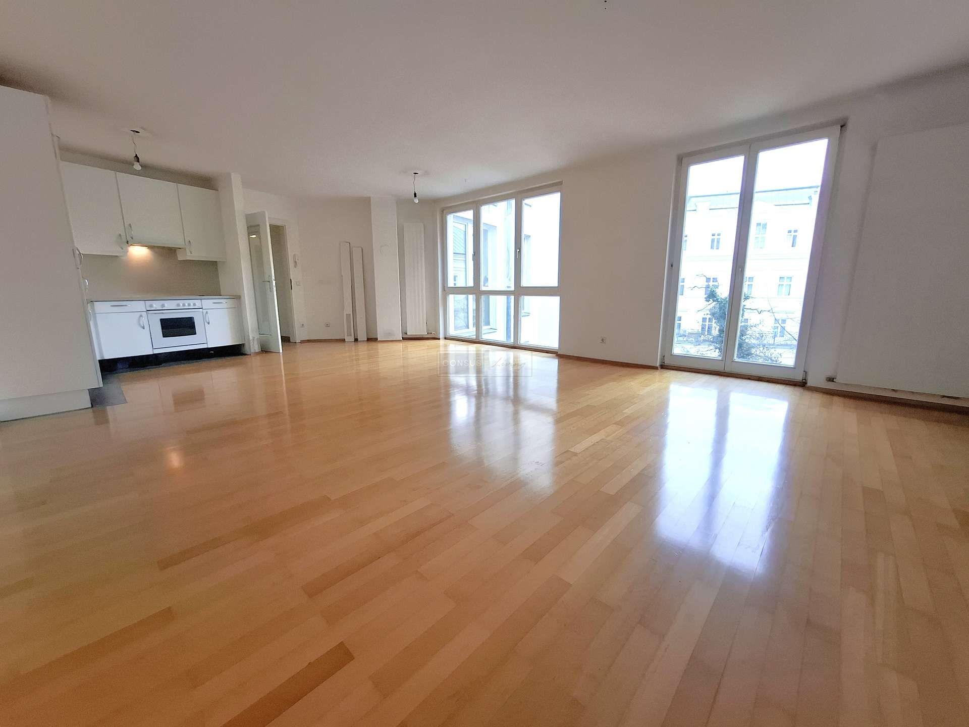 Ruhige 2-Zimmer-Wohnung in zentraler Lage beim Karlsplatz - VIDEO verfügbar!