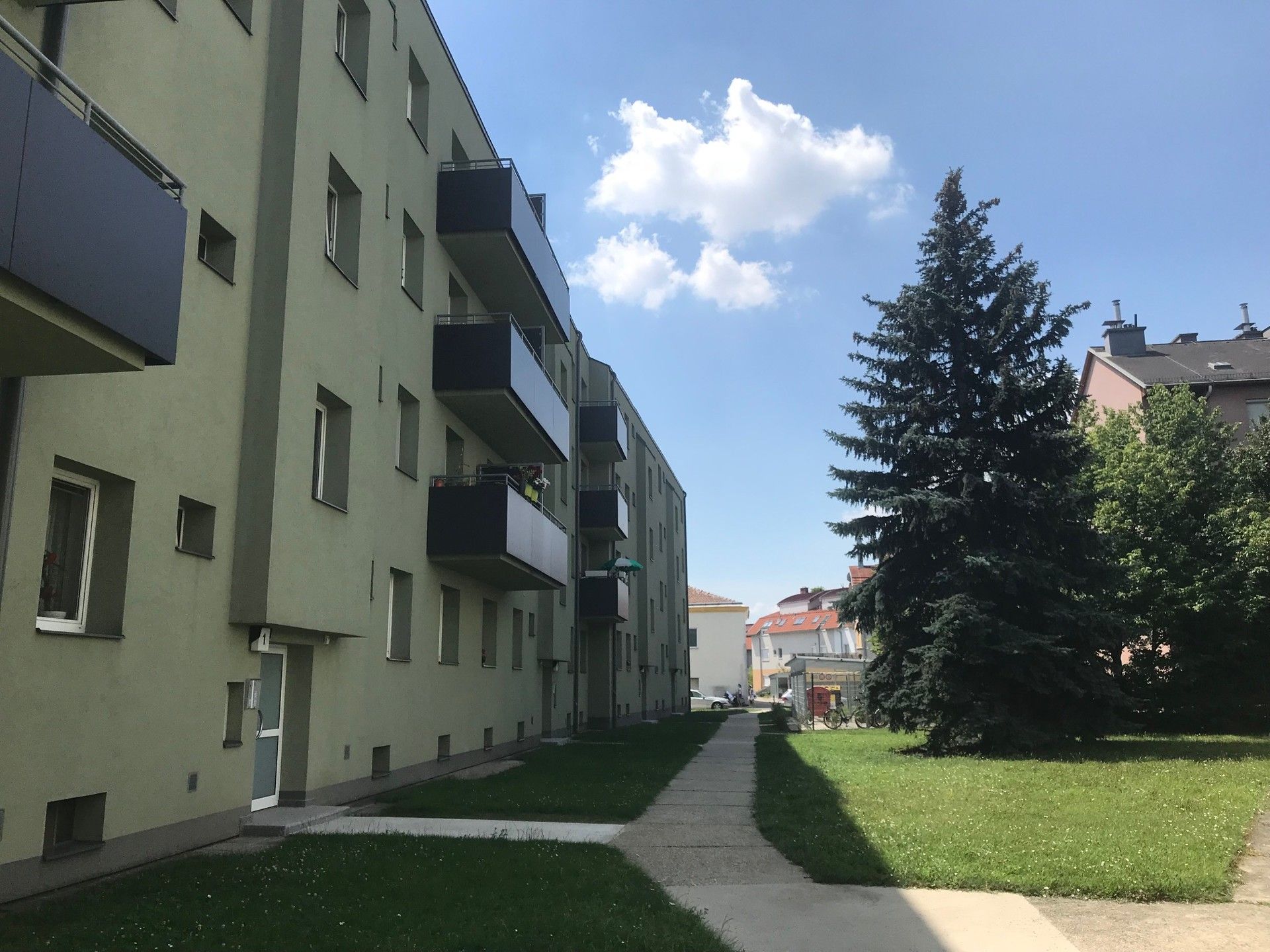 Top Preis!! 3-Zimmer Wohnung in zentraler Lage in Schwechat - auch für Anleger interessant!