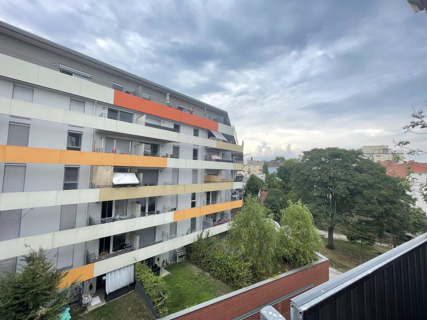 Smarte Zwei-Zimmer-Wohnung mit Loggia für Anleger