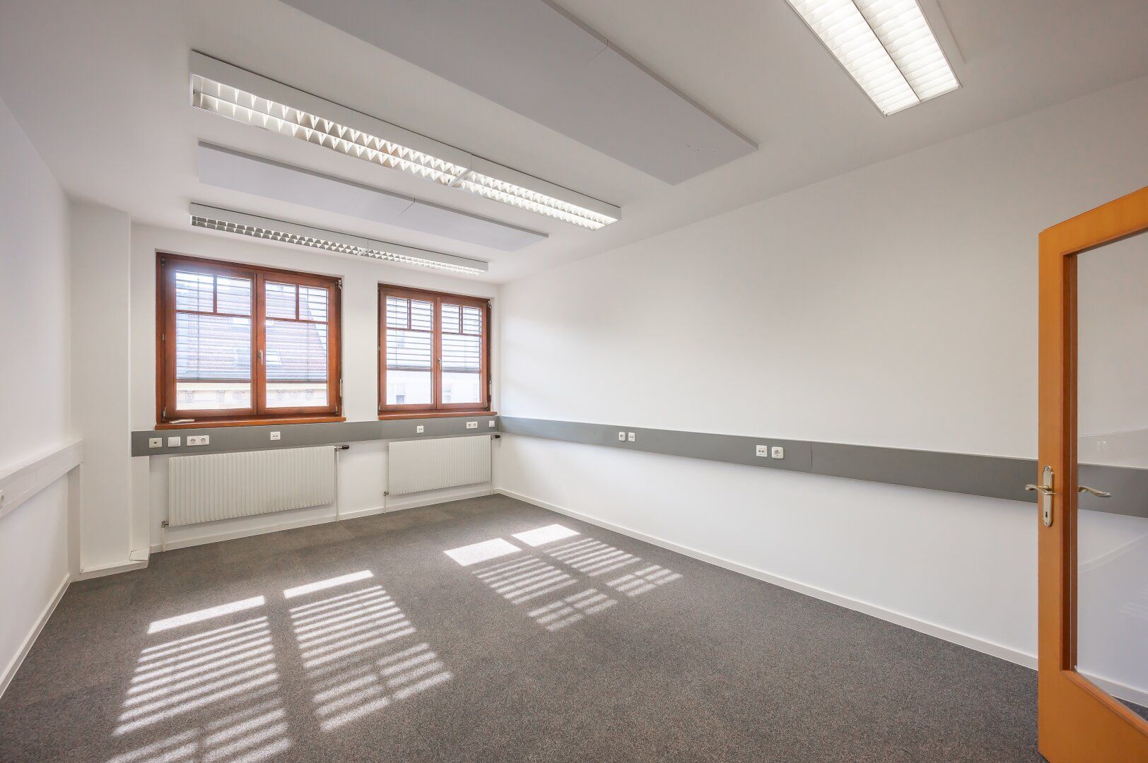 ++NEU++ Porzellangasse, Bestlage im Servitenviertel, 3-Zimmer Büro, Praxis, Kanzlei ** - Ansicht 2