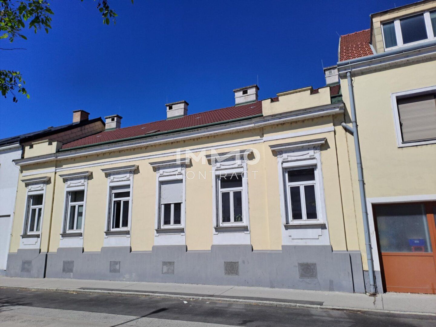 Attraktives bestandsfreies Zinshaus mit Potenzial in Schwechat - 860m² Renditeobjekt, ausbaufähig