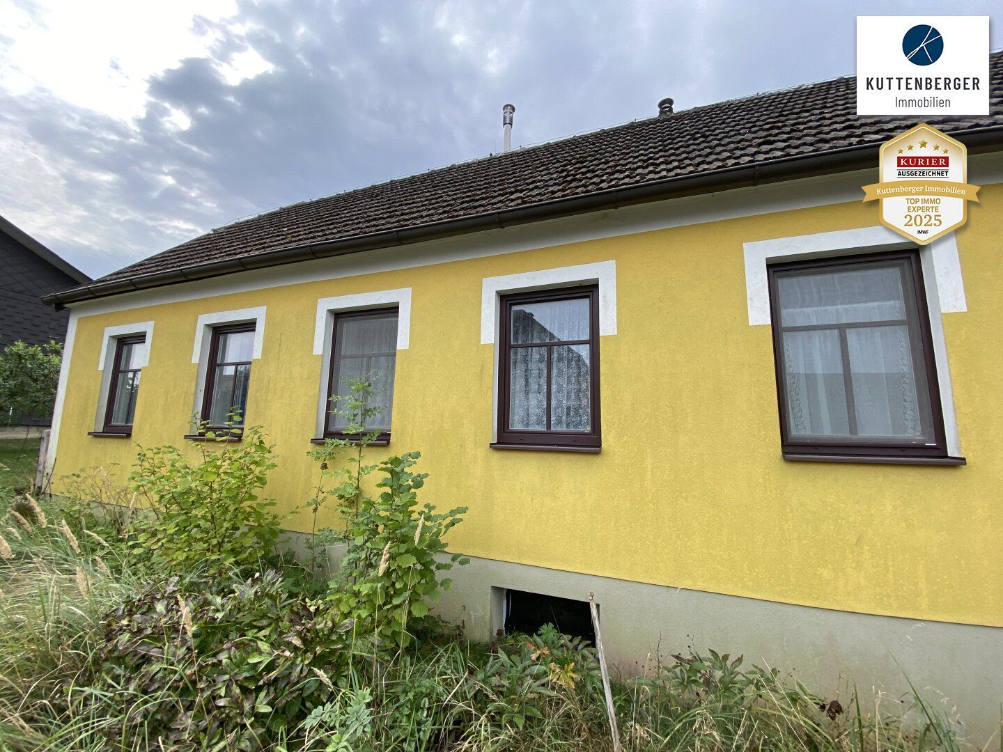 Ehemaliges kleines Bauernhaus mit vielen Möglichkeiten des Bewohnens. Ganzjährig oder zur Erholung in der Freizeit.