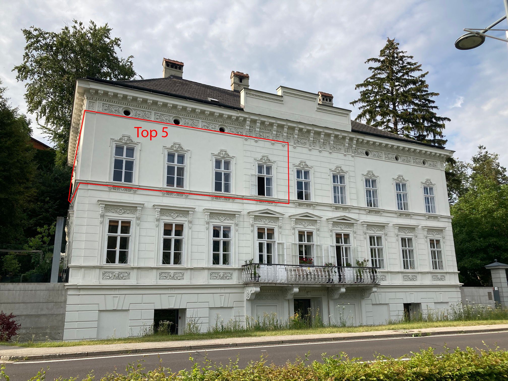 Erstbezug mit Donaublick in Greiner Villa mit Park