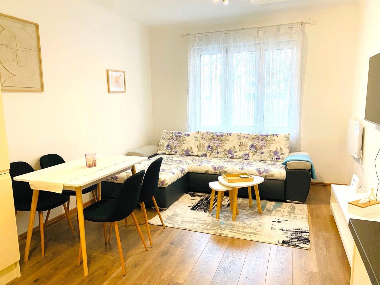 ENTZÜCKENDE 2 - ZIMMERWOHNUNG IN TOP LAGE!
