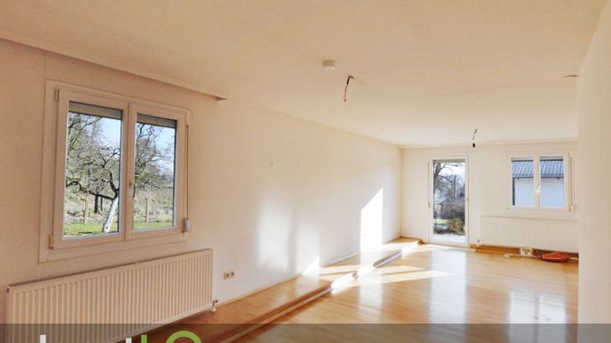 WZ mit Ausgang Terrasse