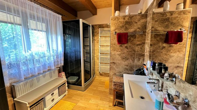 Badezimmer EG