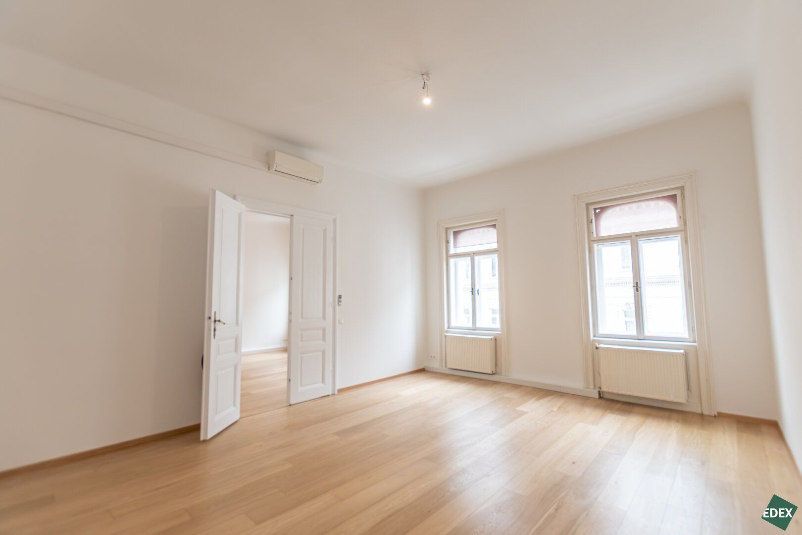 3-soban stan, 160 m²
