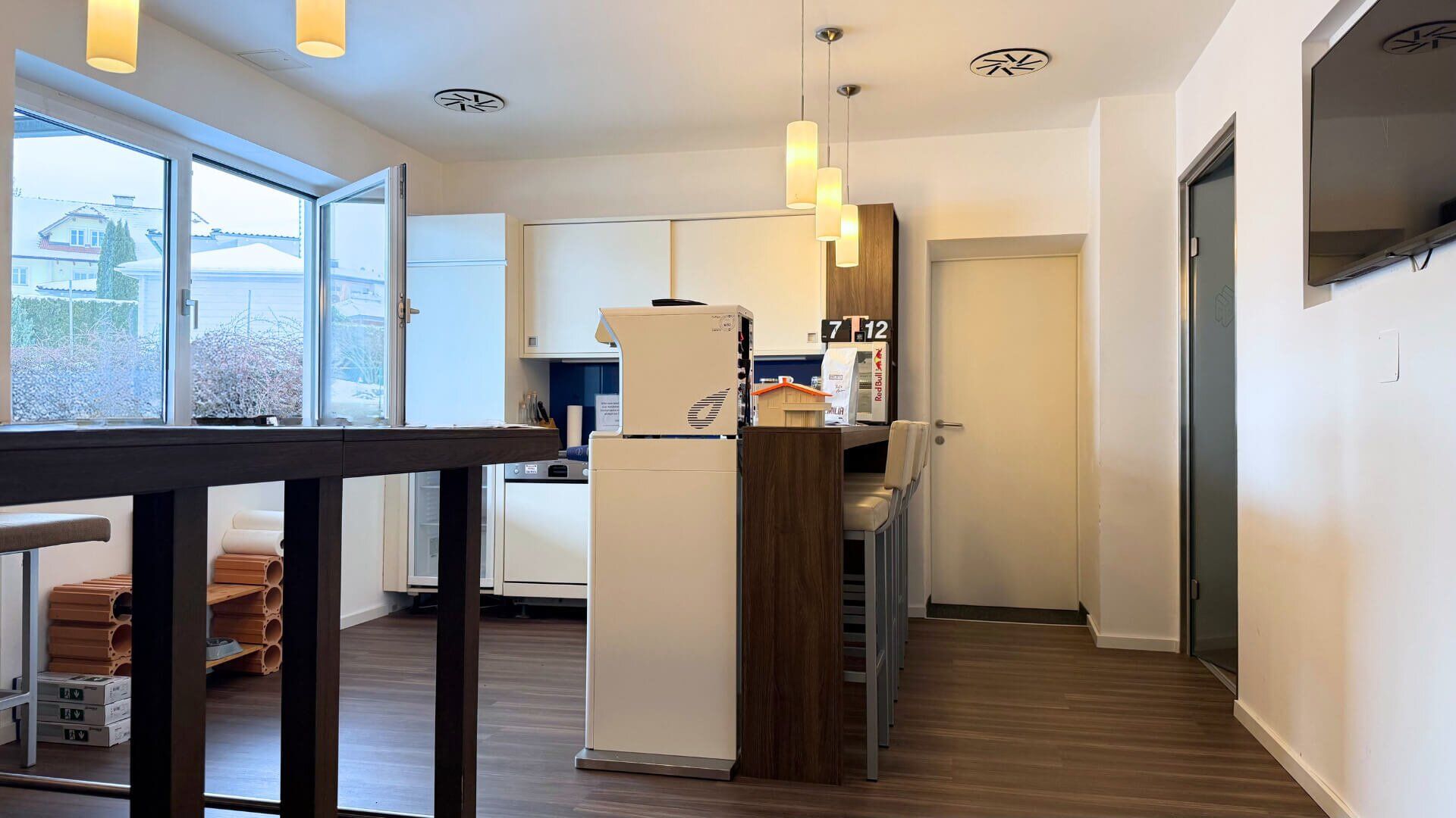 Moderne Einzelbüros mit Gemeinschaftsbereichen - ca. 64m² - Ansicht 2