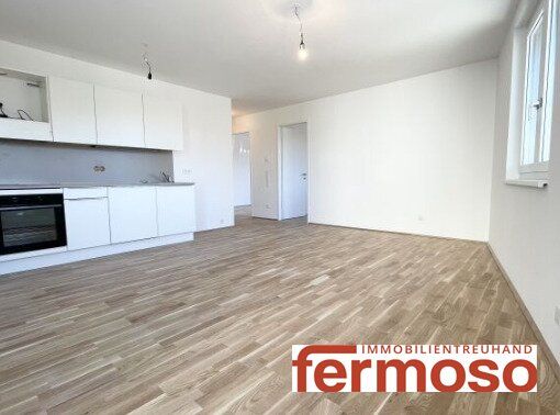 Helle Neubauwohnung 3 Zimmer Wohnung mit 2 Balkonen