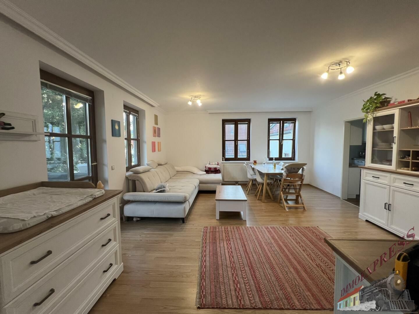 NEU!! AKTIONSPREIS!! Traumjuwel einzigartig! Perfekte Lage, PKW Abstellplatz, Balkon und Keller!