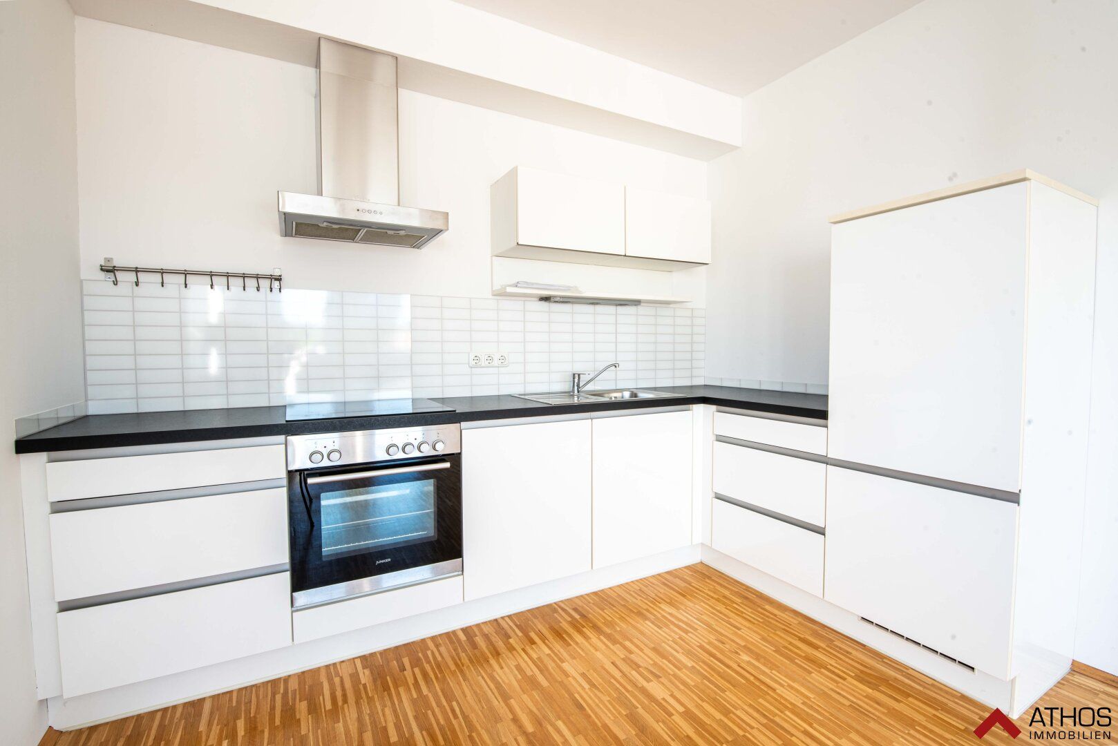 Helle Wohnung in Vöcklabruck mit Balkon und Tiefgaragenplatz ohne Lift