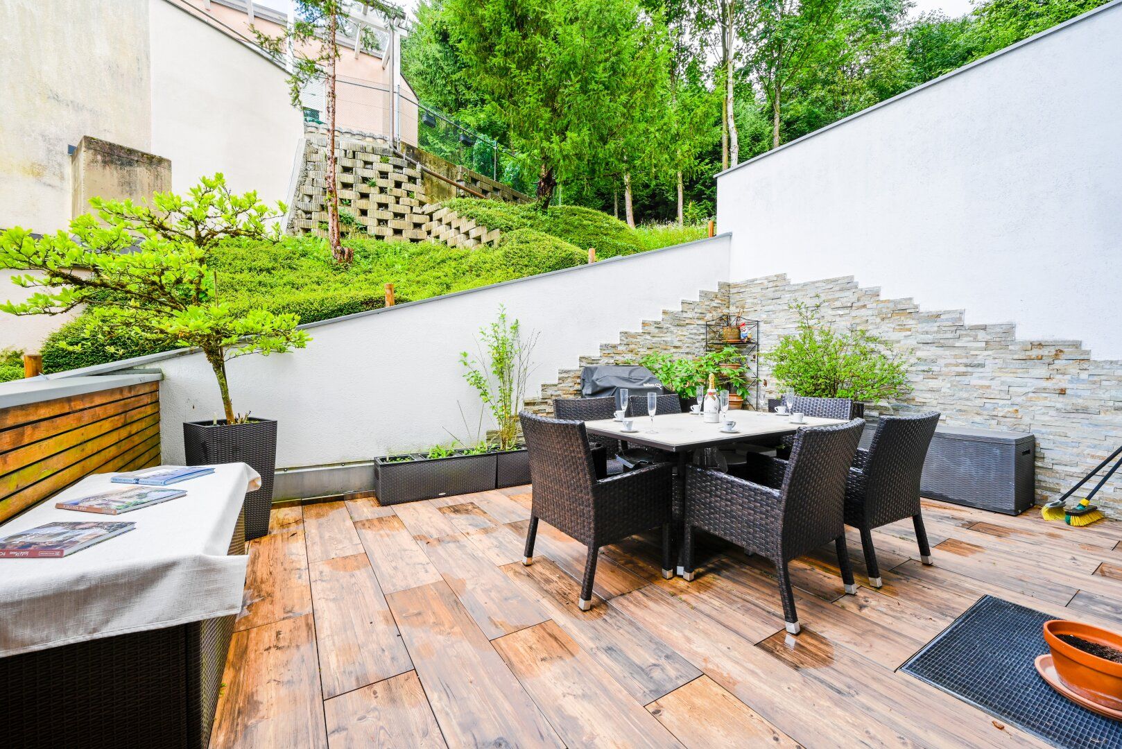 3-Zimmer-Wohnung in Thaur mit Terrasse im mediterranen Stil, Balkon & zwei Autoabstellplätzen