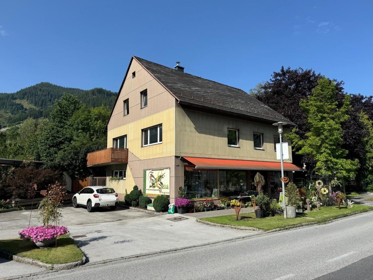 Großes Wohn- und Geschäftshaus in Trieben - Ihre Chance für 