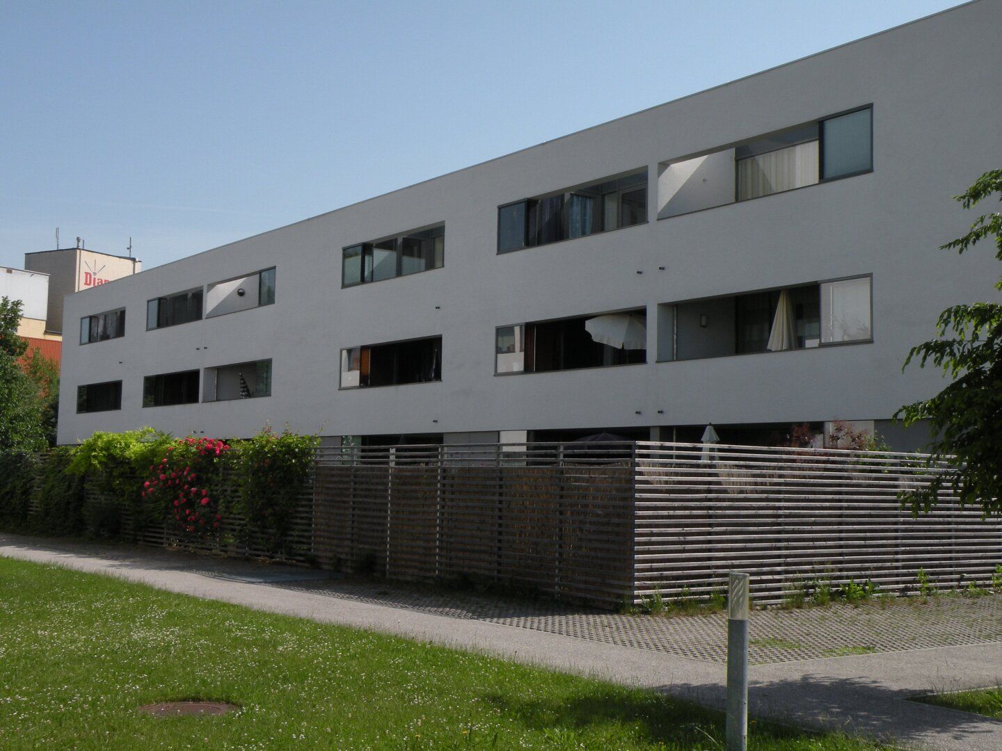 Anlegerhit in Wels - Sonnige 3-Zimmer-Wohnung mit Balkon und Tiefgarage in Wels