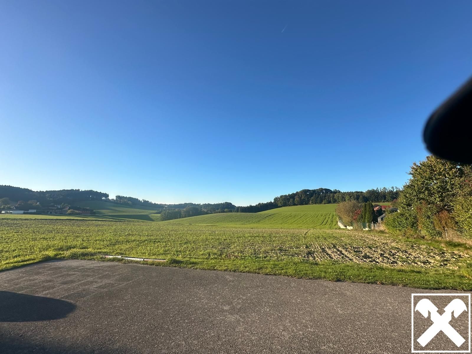 Baugrund in Naturlage mit Fernblick - Ansicht 2